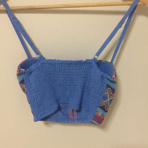 REVERSE Crop Top - Picture 4 of 5